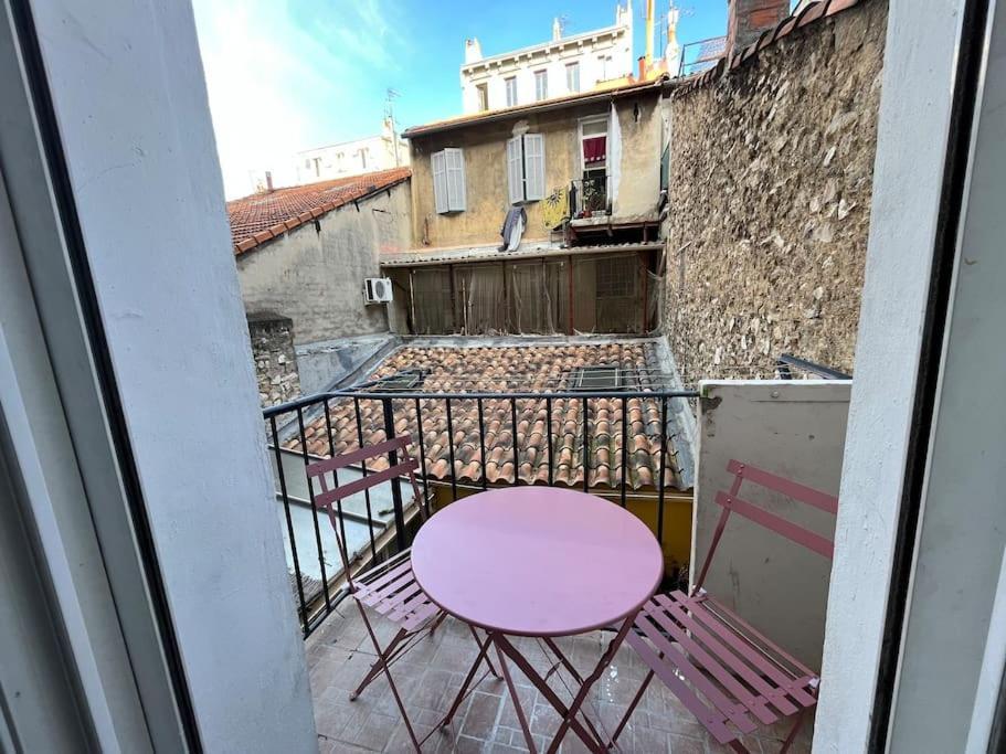 Pleasant 3-Bedroom Flat In The Center Of Marseille Bagian luar foto