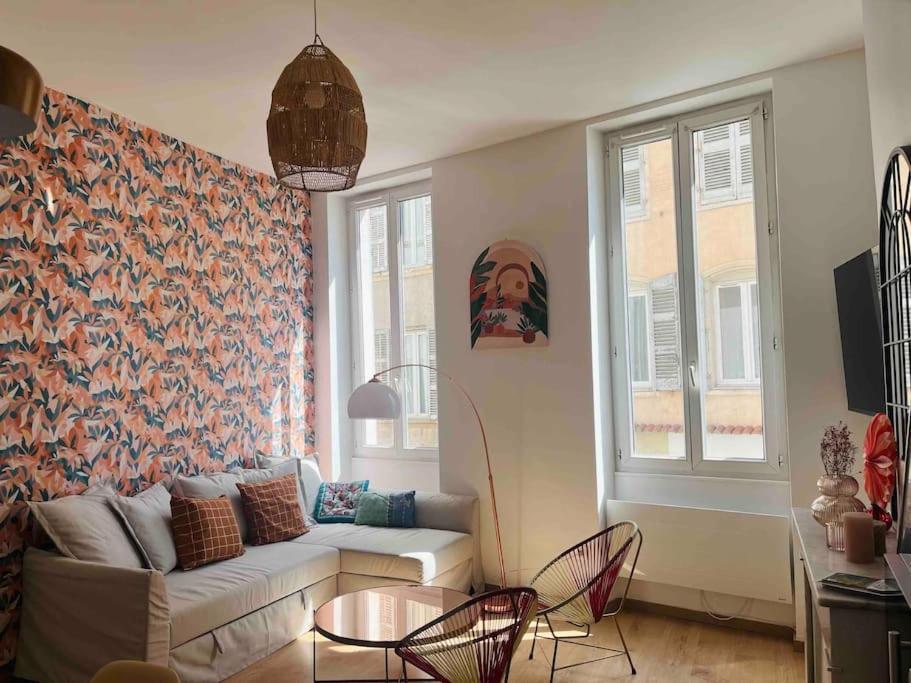 Pleasant 3-Bedroom Flat In The Center Of Marseille Bagian luar foto
